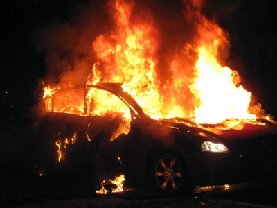 Φωτιά σε σταθμευμένο όχημα στο Γαλάτσι